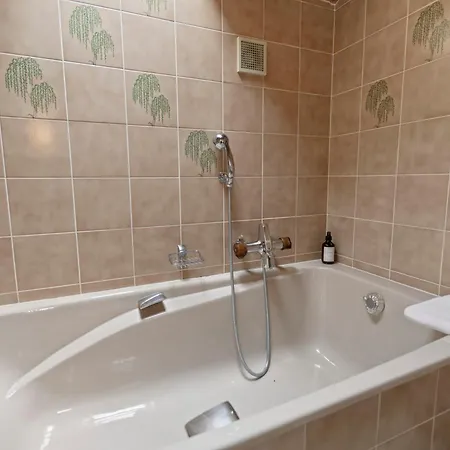 Piscine, & Vue Sur Le - 6 Pers Кран-Монтана